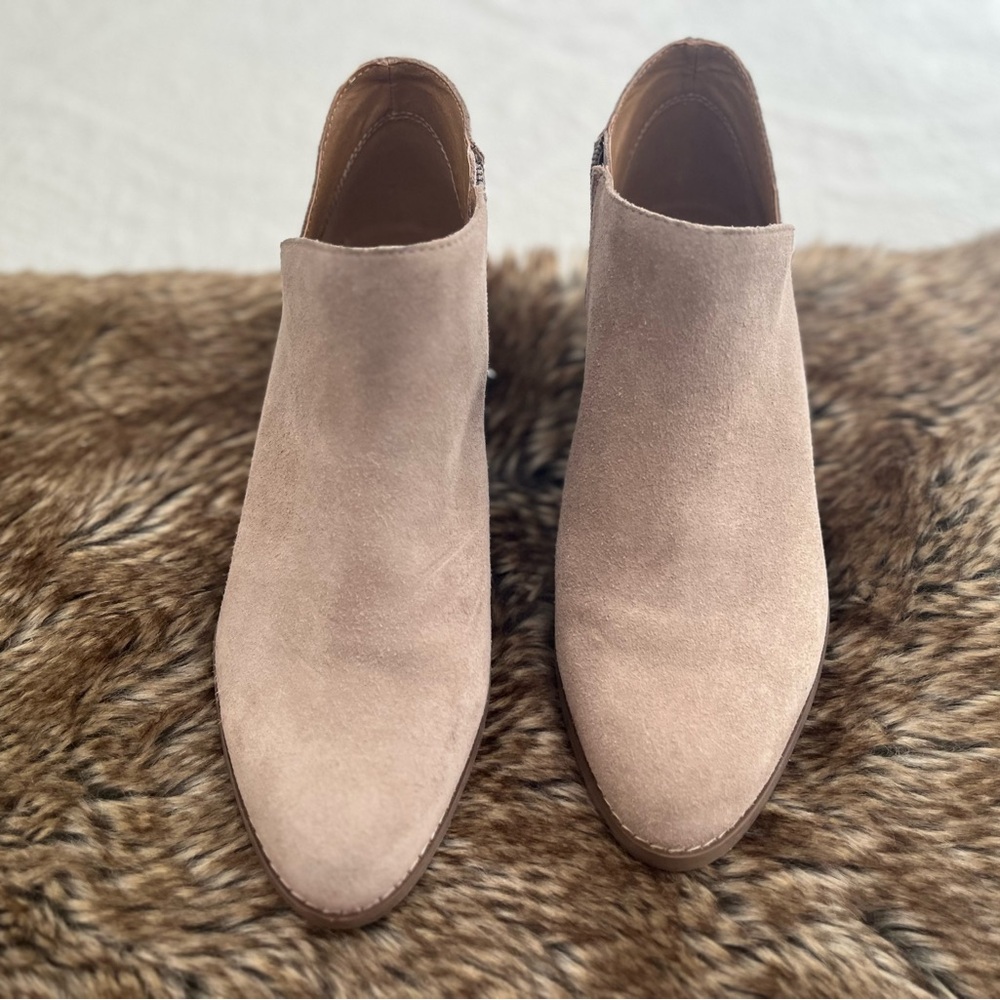 Lucky Brand Tan Suede Ankle Boots